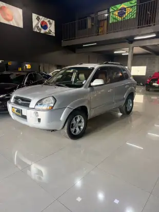 HYUNDAI-TUCSON-2013