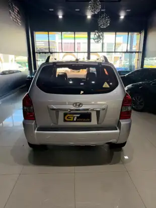 HYUNDAI-TUCSON-2013