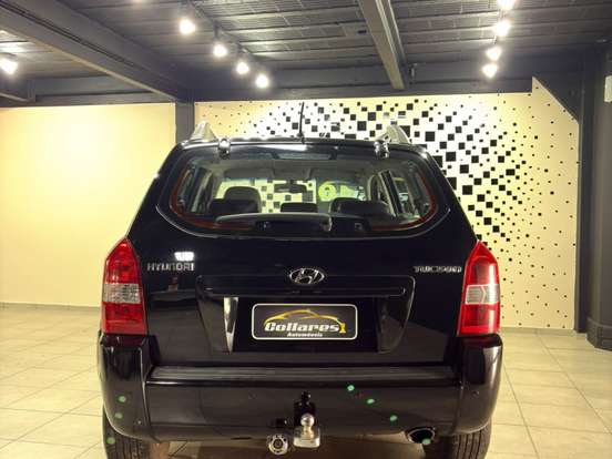 HYUNDAI-TUCSON-2.0 MPFI GL 16V 142CV 2WD GASOLINA 4P AUTOMÁTICO HYUNDAI-TUCSON-2009