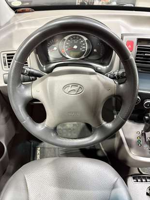 HYUNDAI-TUCSON-2009