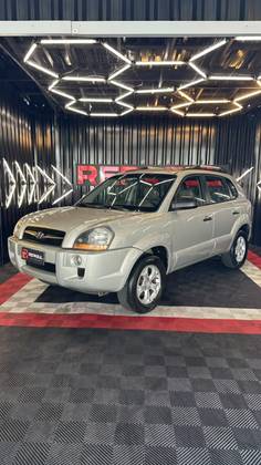 HYUNDAI TUCSON 2.0 MPFI GL 16V 2WD GASOLINA 4P AUTOMÁTICO
