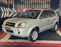 HYUNDAI TUCSON 2.0 MPFI GL 16V 2WD GASOLINA 4P AUTOMÁTICO HYUNDAI TUCSON 2.0 MPFI GL 16V 2WD GASOLINA 4P AUTOMÁTICO