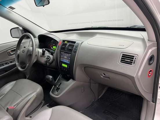 HYUNDAI-TUCSON-2.0 MPFI GLS 16V 143CV 2WD FLEX 4P AUTOMÁTICO HYUNDAI-TUCSON-2016