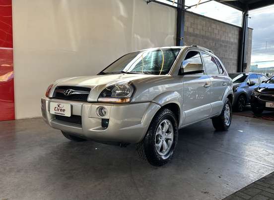 HYUNDAI-TUCSON-2.0 MPFI GLS 16V 143CV 2WD GASOLINA 4P AUTOMÁTICO HYUNDAI-TUCSON-2012