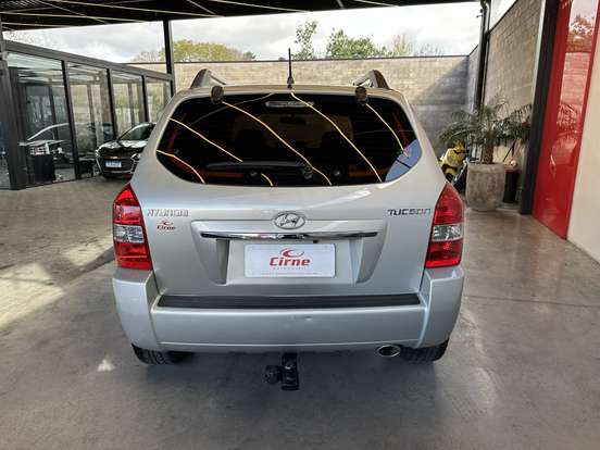 HYUNDAI-TUCSON-2012