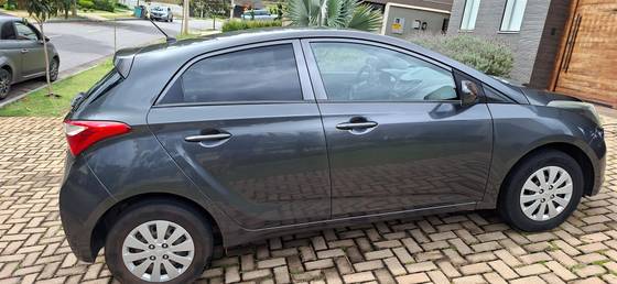 HYUNDAI HB20 1.6 COMFORT 16V FLEX 4P MANUAL