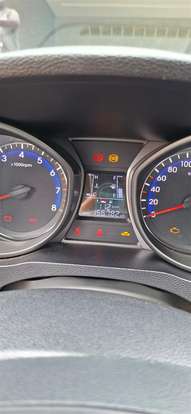HYUNDAI-HB20-2012