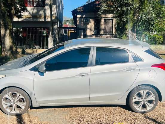 HYUNDAI-I30-1.8 MPI 16V GASOLINA 4P AUTOMATICO HYUNDAI-I30-2013