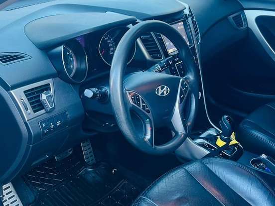 HYUNDAI-I30-1.8 MPI 16V GASOLINA 4P AUTOMATICO HYUNDAI-I30-2013