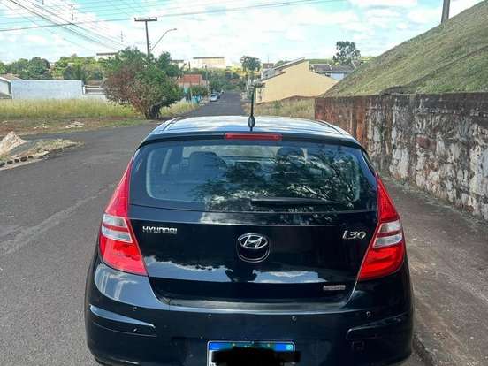 HYUNDAI-I30-2.0 MPFI GLS 16V GASOLINA 4P AUTOMÁTICO HYUNDAI-I30-2011