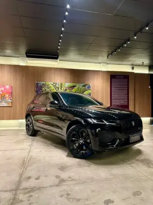 JAGUAR F-PACE 2.0 P400E PHEV R-DYNAMIC SE AWD AUTOMÁTICO