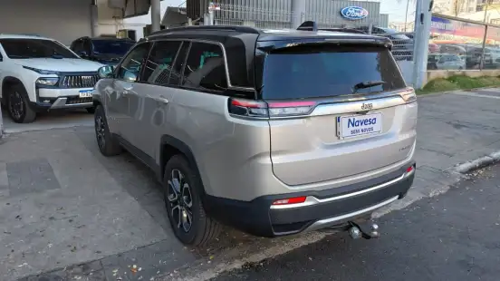 JEEP-COMMANDER-2022