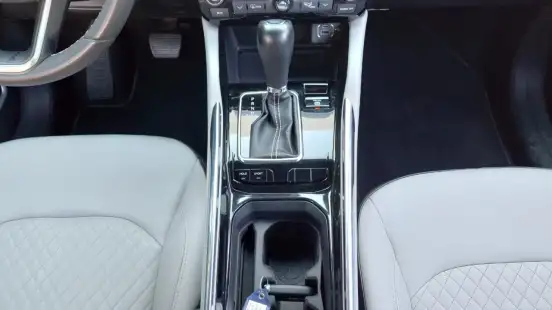 JEEP-COMMANDER-2022