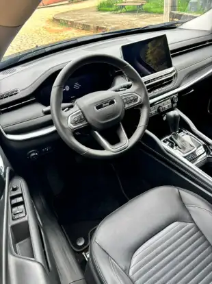 JEEP-COMMANDER-2024