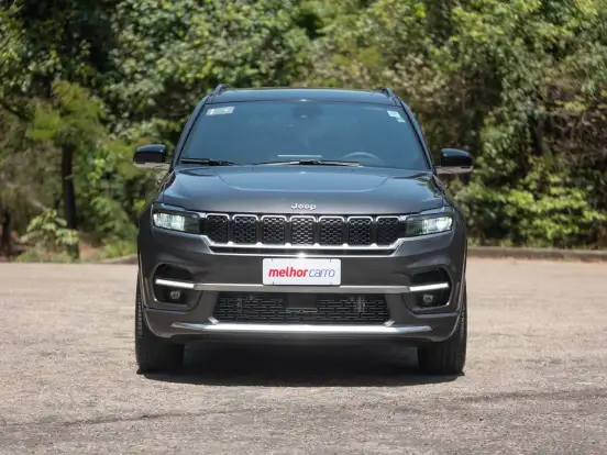 JEEP-COMMANDER-2024
