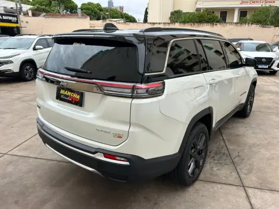 JEEP-COMMANDER-2025