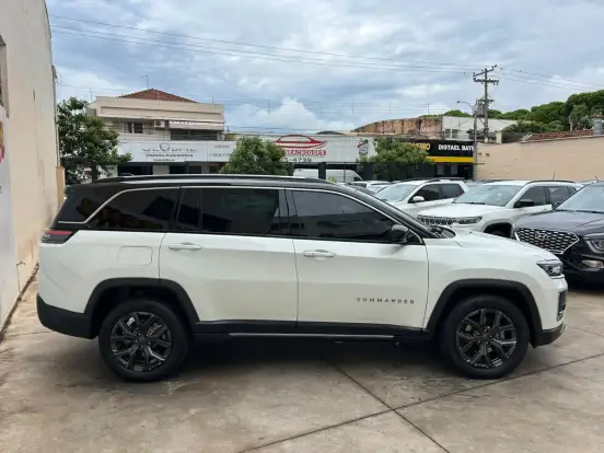 JEEP-COMMANDER-1.3 T270 TURBO FLEX OVERLAND AT6 JEEP-COMMANDER-2025