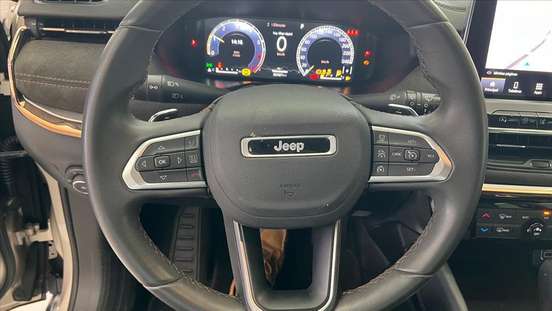 JEEP-COMMANDER-2022