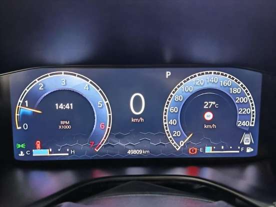 JEEP-COMMANDER-2023