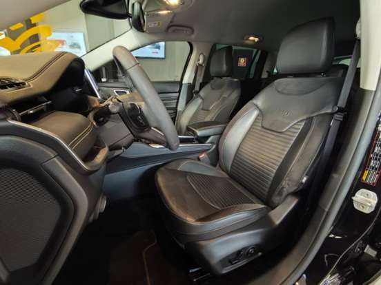 JEEP-COMMANDER-1.3 T270 TURBO FLEX LONGITUDE AT6 JEEP-COMMANDER-2023