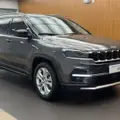 JEEP COMMANDER 1.3 T270 TURBO FLEX LONGITUDE AT6 JEEP COMMANDER 1.3 T270 TURBO FLEX LONGITUDE AT6