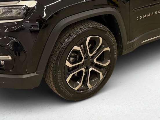 JEEP-COMMANDER-2024