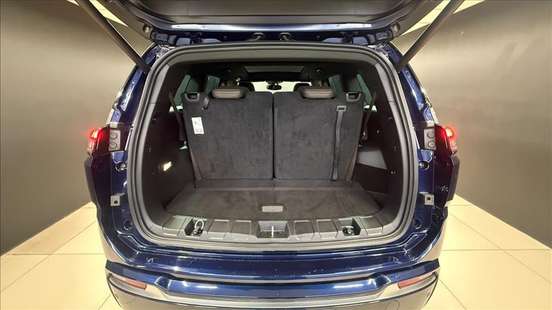 JEEP-COMMANDER-2025