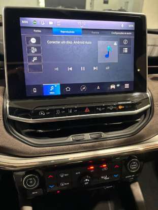 JEEP-COMMANDER-2024