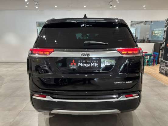 JEEP-COMMANDER-2024