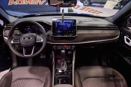 JEEP-COMMANDER-2025