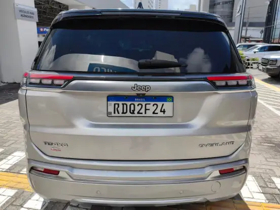 JEEP-COMMANDER-2021