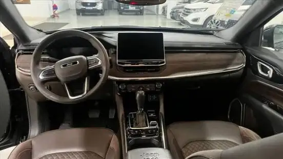 JEEP-COMMANDER-2024