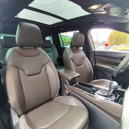 JEEP-COMMANDER-2022