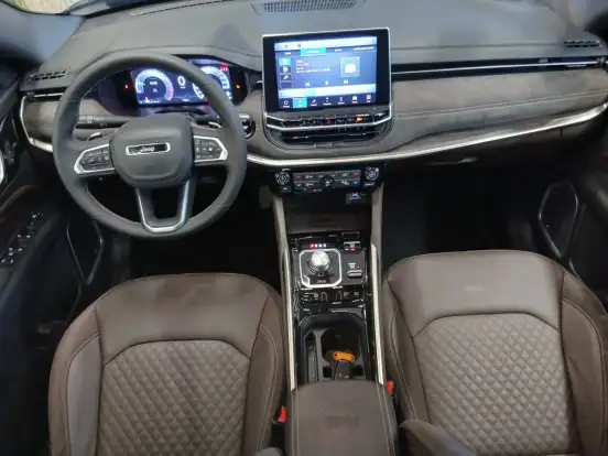JEEP-COMMANDER-2.2 TURBO DIESEL OVERLAND AT9 JEEP-COMMANDER-2025
