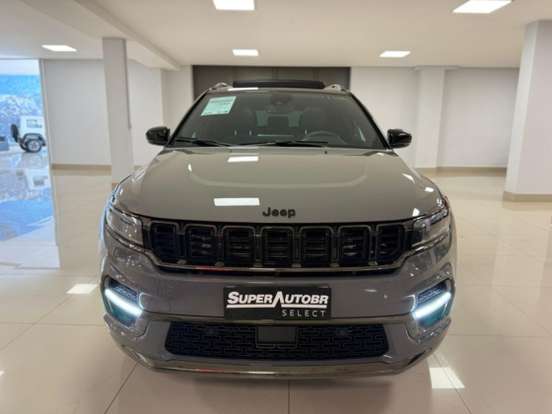 JEEP-COMMANDER-2.0 HURRICANE 4 TURBO GASOLINA BLACKHAWK AT9 JEEP-COMMANDER-2024