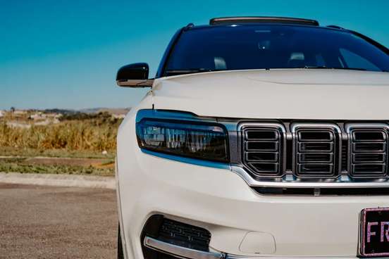 JEEP-COMMANDER-2025