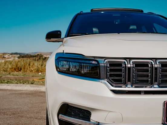 JEEP-COMMANDER-2.0 HURRICANE 4 TURBO GASOLINA OVERLAND AT9 JEEP-COMMANDER-2025