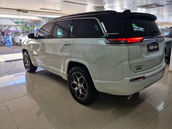JEEP-COMMANDER-2022