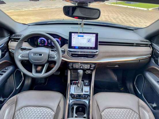 JEEP-COMMANDER-2022