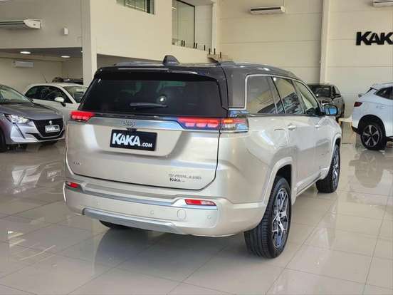 JEEP-COMMANDER-2025