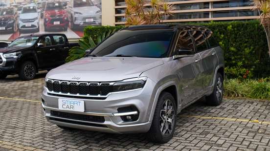 JEEP-COMMANDER-2023