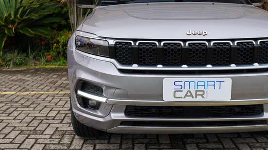 JEEP-COMMANDER-2023
