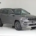 JEEP COMMANDER 2.2 TURBO DIESEL OVERLAND AT9 JEEP COMMANDER 2.2 TURBO DIESEL OVERLAND AT9
