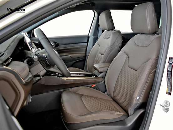 JEEP-COMMANDER-2025