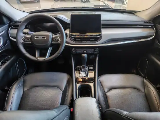 JEEP-COMPASS-2024