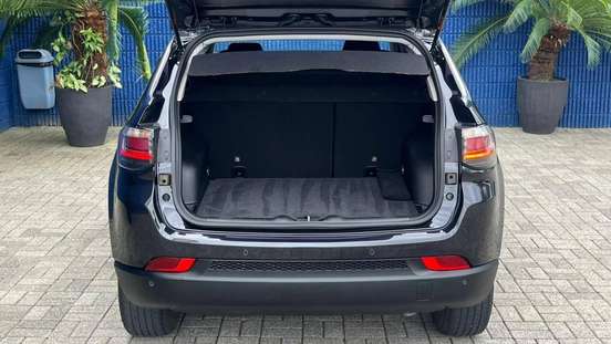 JEEP-COMPASS-2024