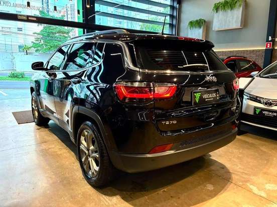 JEEP-COMPASS-2022