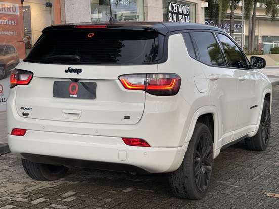 JEEP-COMPASS-2022