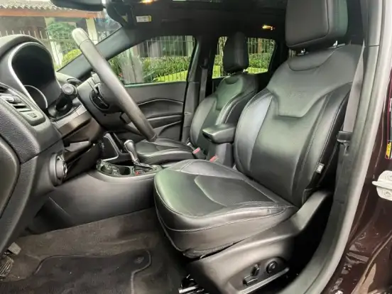 JEEP-COMPASS-2.0 16V DIESEL LIMITED 4X4 AUTOMÁTICO JEEP-COMPASS-2019