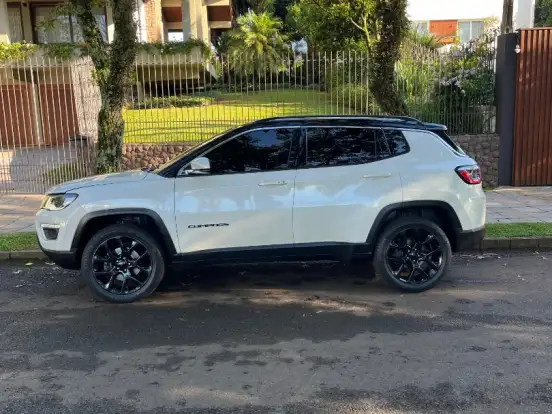 JEEP-COMPASS-2.0 16V DIESEL LIMITED 4X4 AUTOMÁTICO JEEP-COMPASS-2019